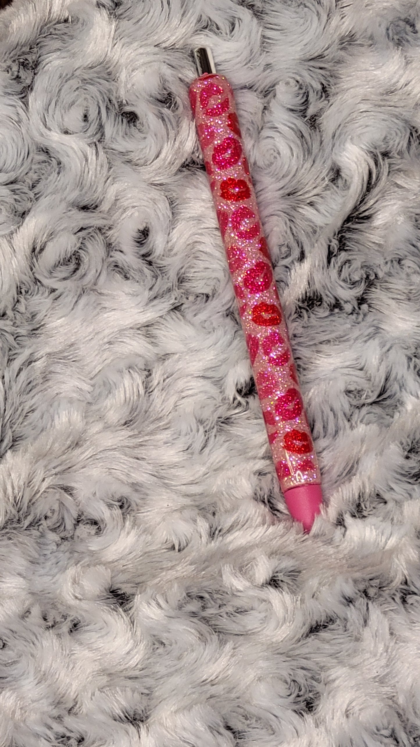 Printable Pen - Kisses