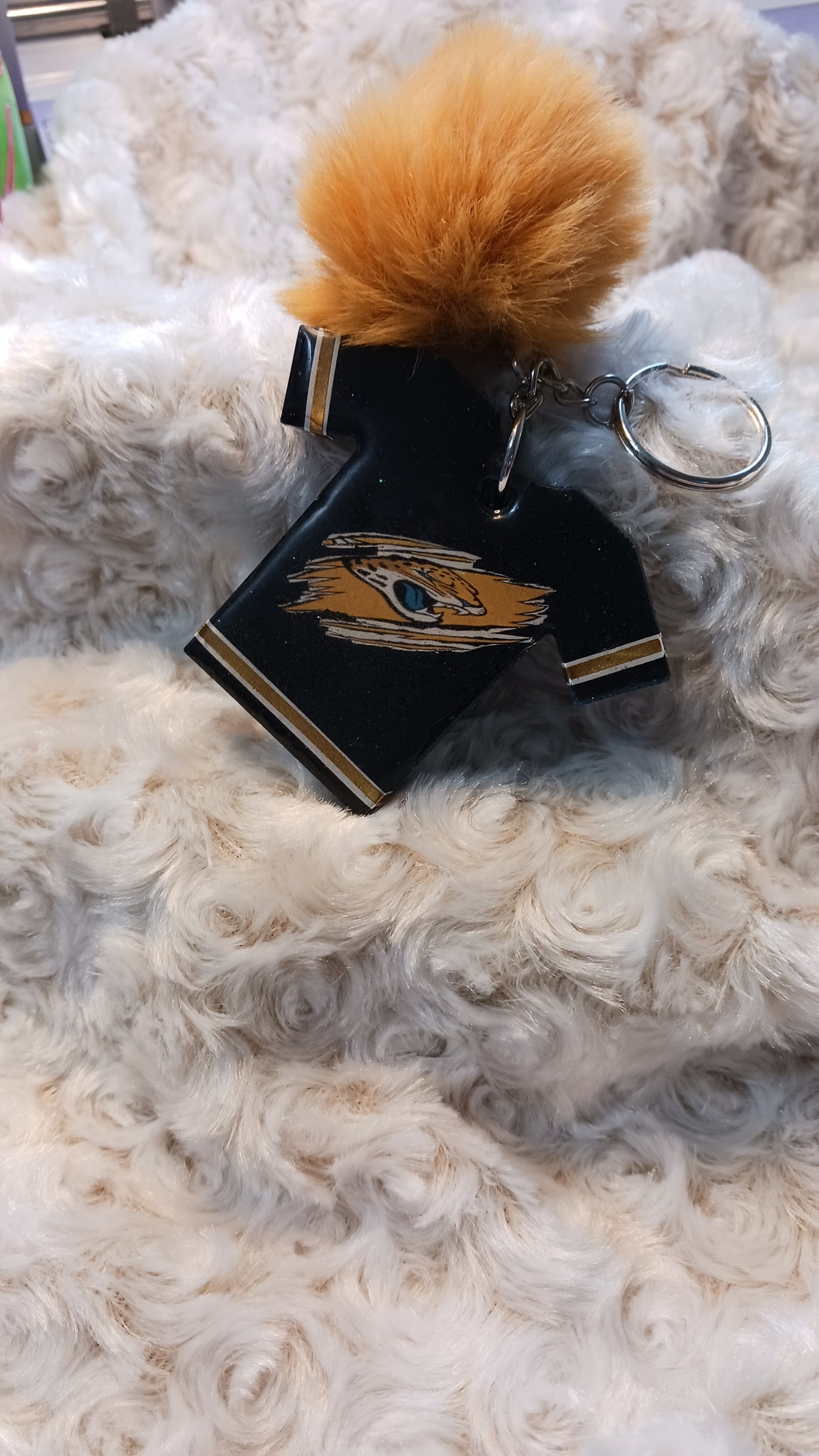 T- Shirt Shaped Team Keychain - Jaguars